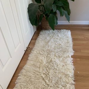100% Wool Flokati Runner Rug